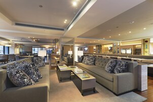 Bar (en la propiedad)