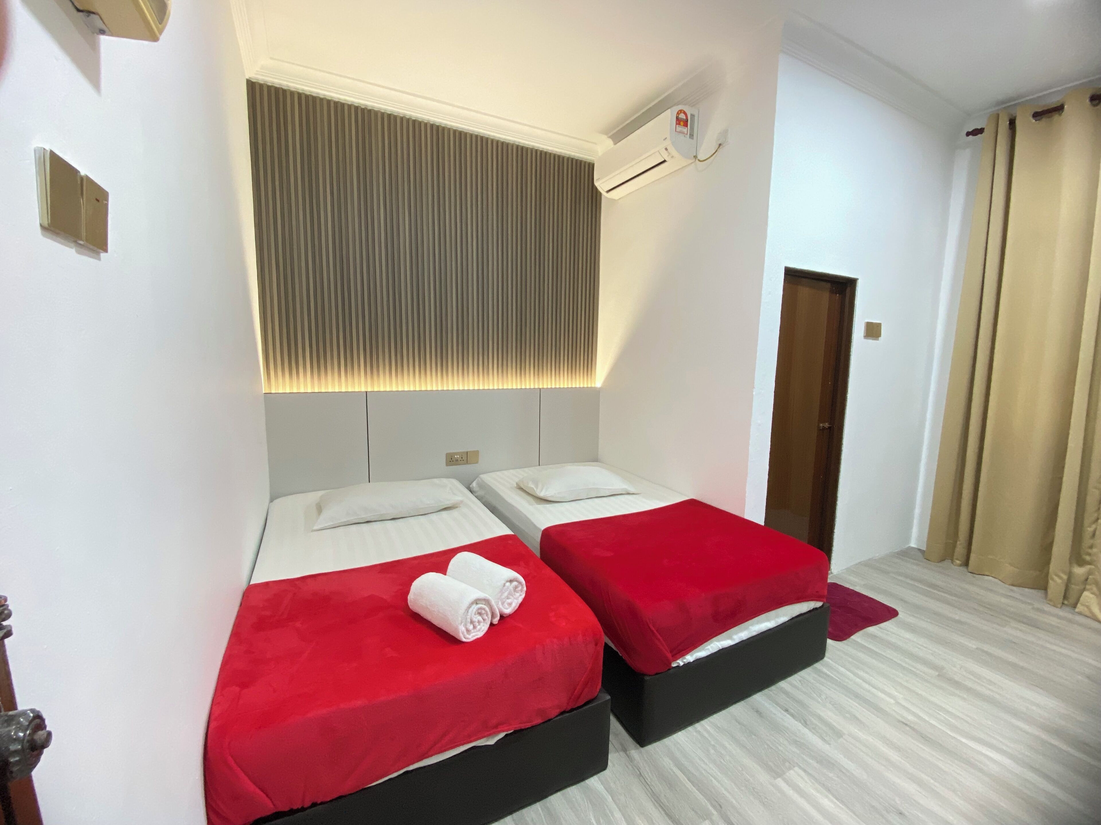 Deluxe Room, 2 Twin Beds | Free WiFi