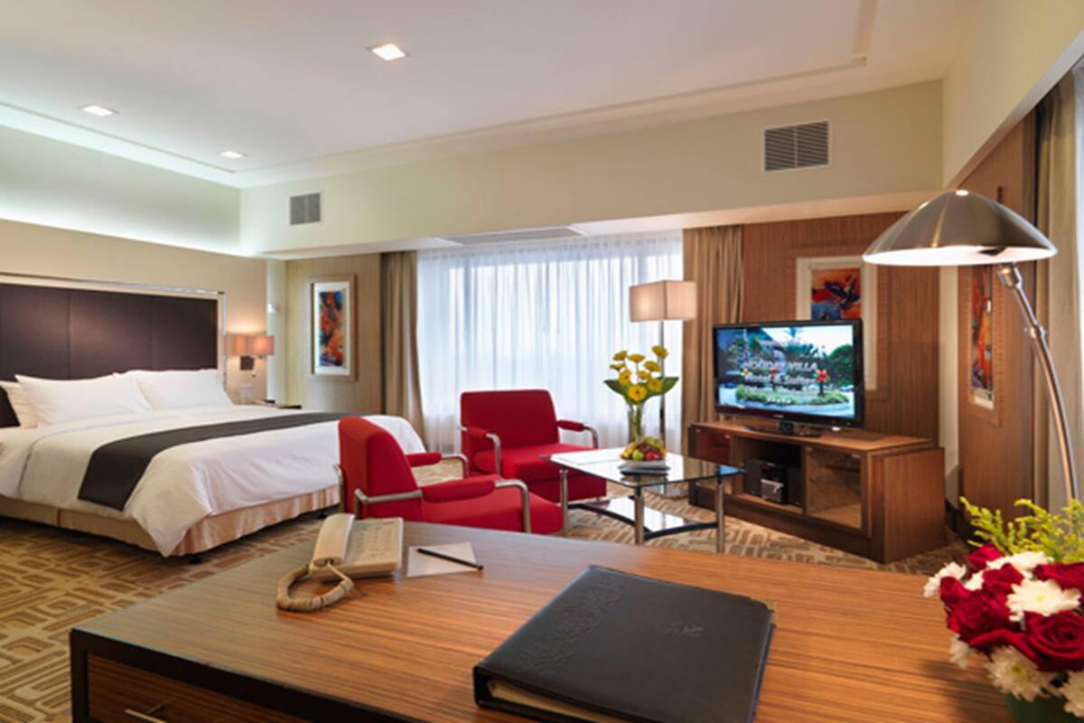 Executive-Suite | Minibar, Zimmersafe, Schreibtisch, Bügeleisen/Bügelbrett