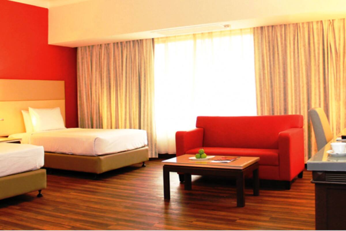 Deluxe-Zimmer, 2 Einzelbetten | Minibar, Zimmersafe, Schreibtisch, Bügeleisen/Bügelbrett