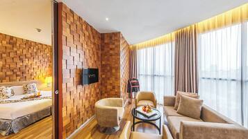 行政套房 | 1 間臥室、迷你吧、客房內保險箱、書桌