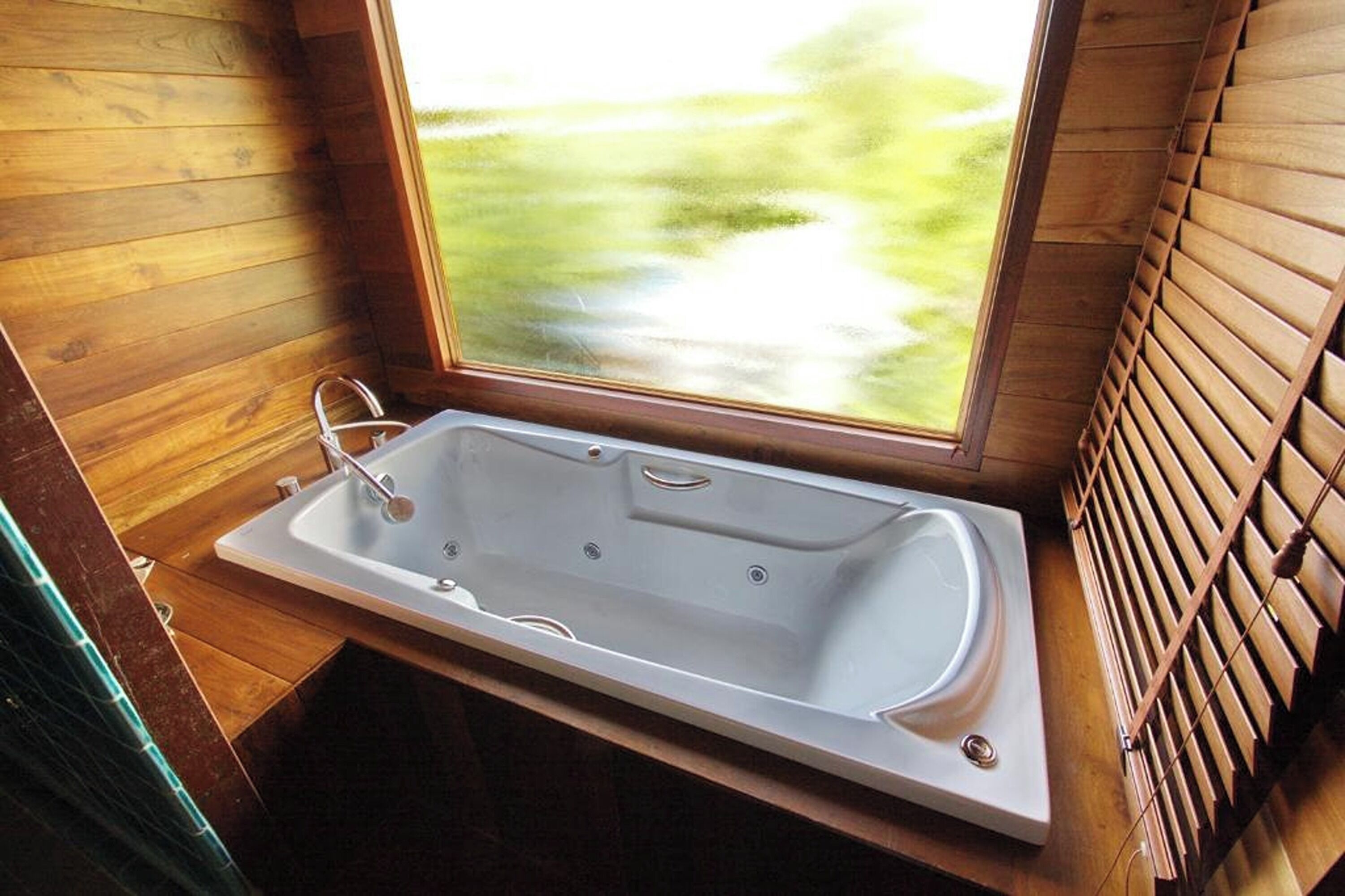 free toiletries, hair dryer, bathrobes, slippers