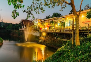 Pemandangan dari properti