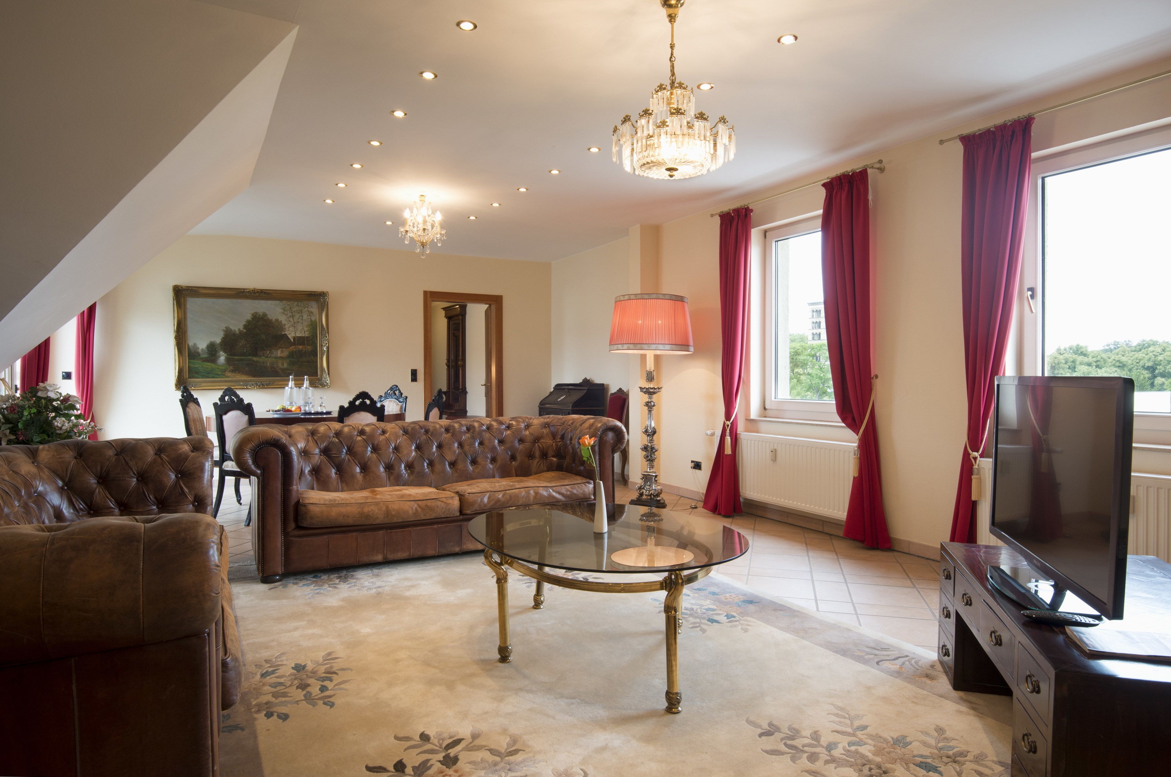 double room | hypo-allergenic bedding, minibar, in-room safe, desk