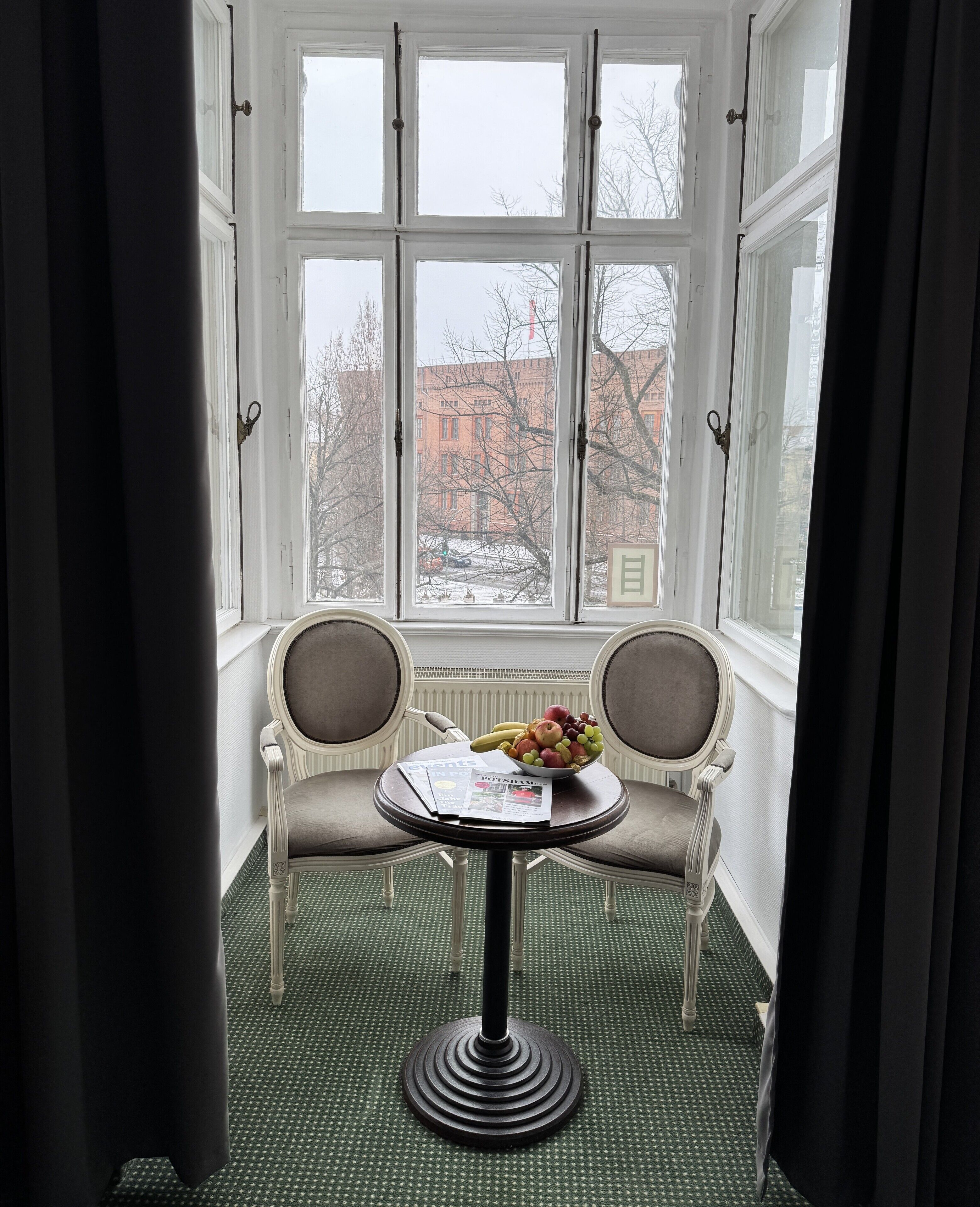 Standard Double Room | Living area | 32-inch LCD TV with satellite channels, TV