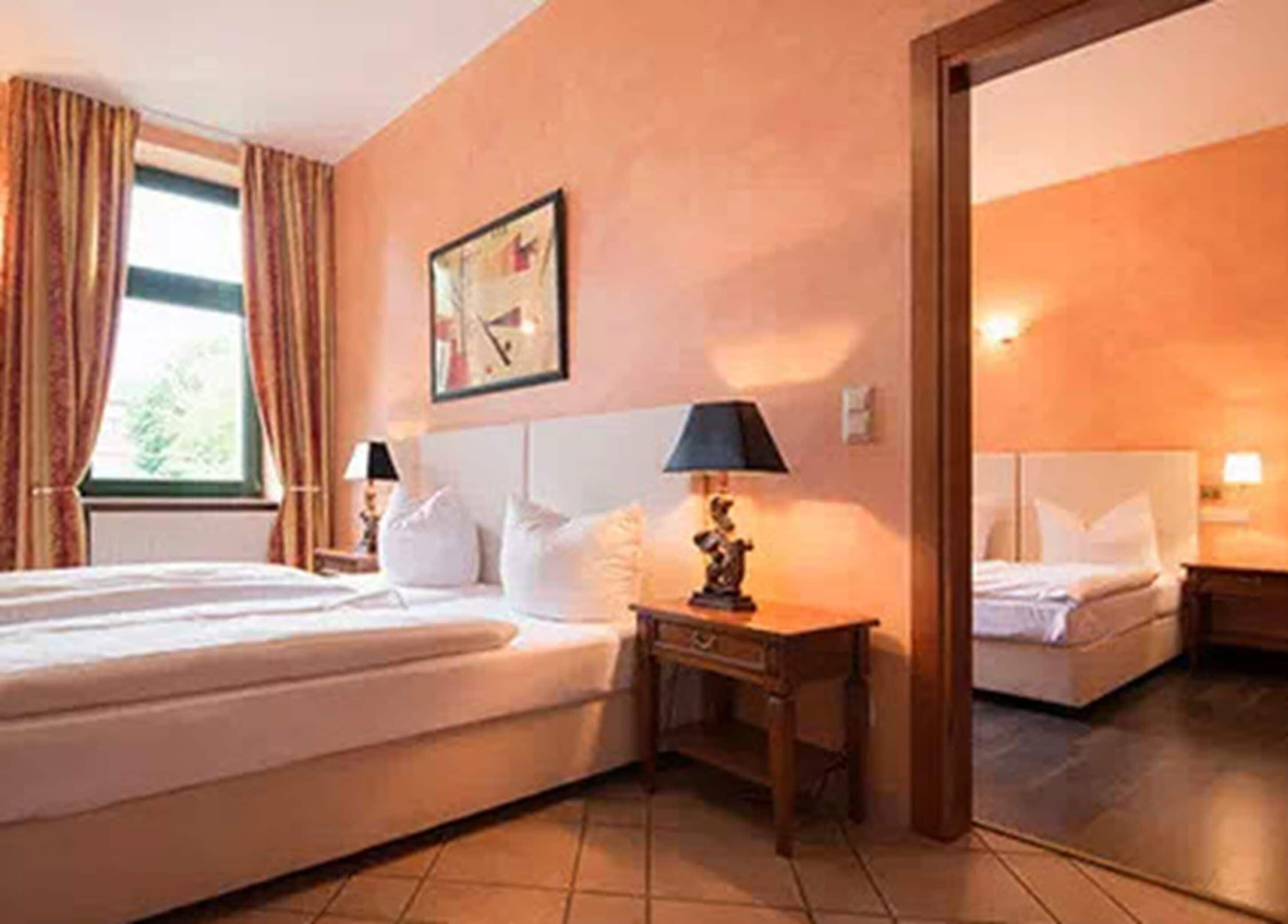 family triple room | hypo-allergenic bedding, minibar, in-room safe, desk