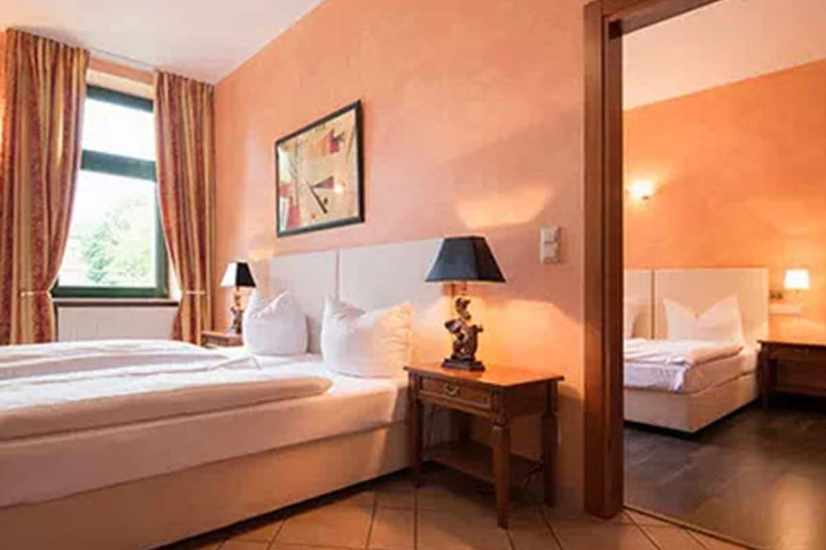 family triple room | hypo-allergenic bedding, minibar, in-room safe, desk