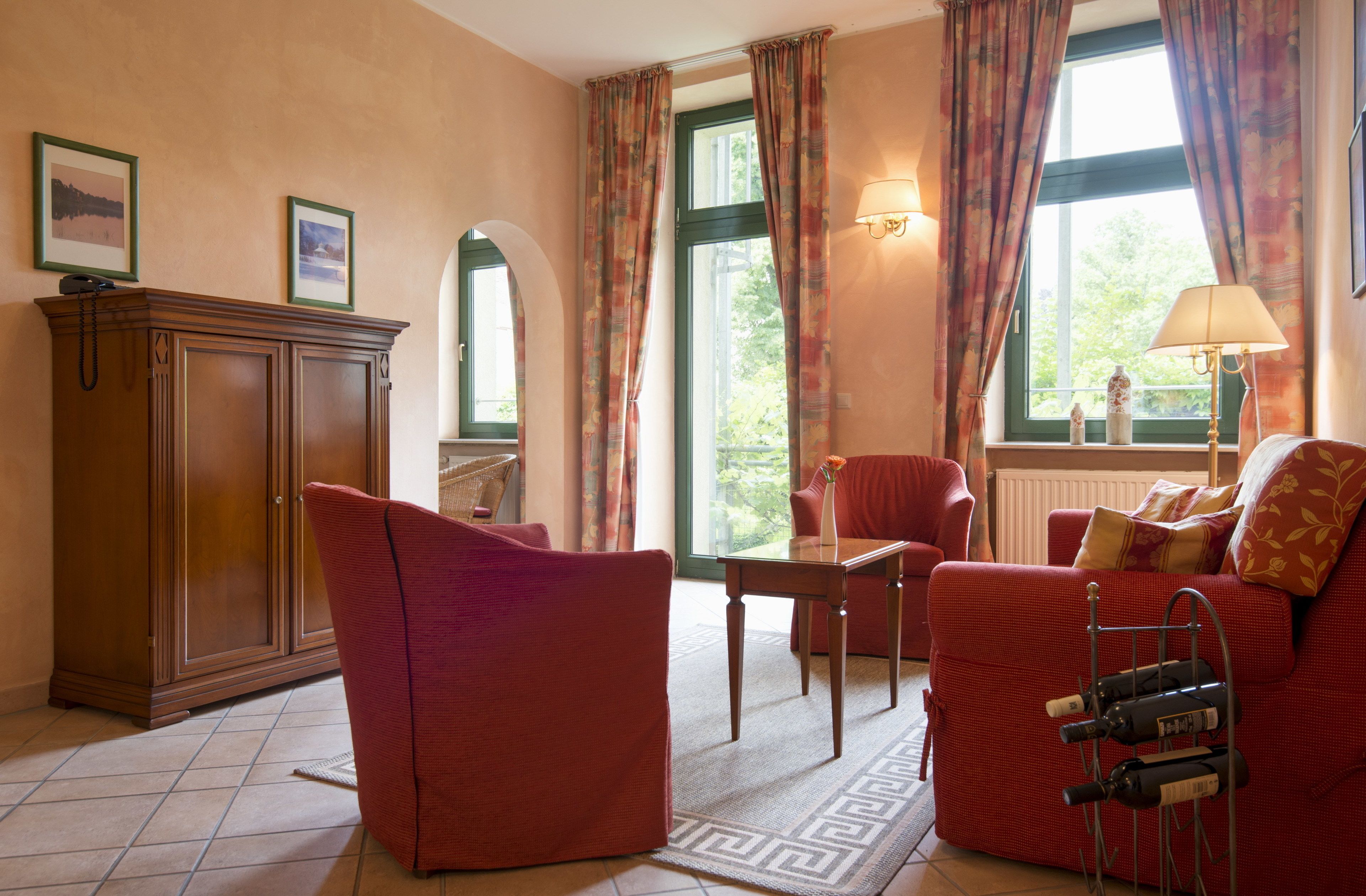 hypo-allergenic bedding, minibar, in-room safe, desk