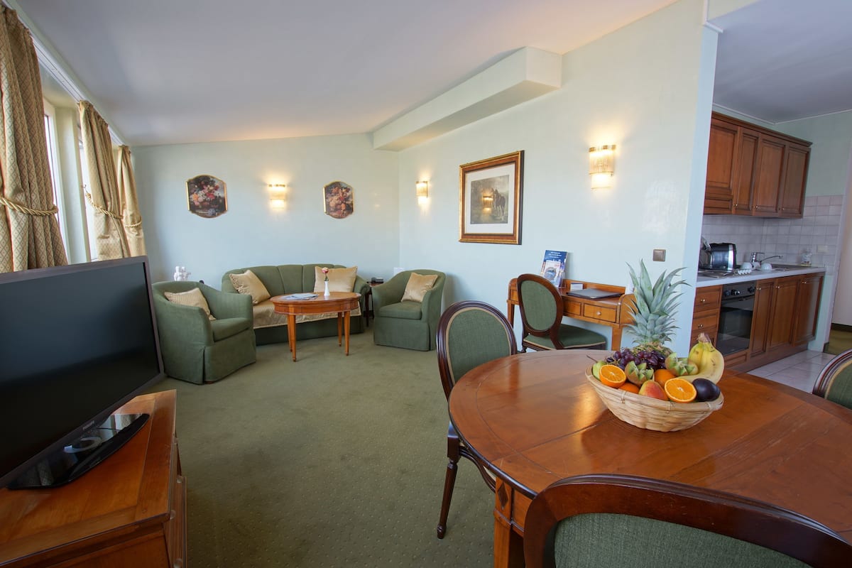 Palais Suite | Ropa de cama hipoalergénica y minibar