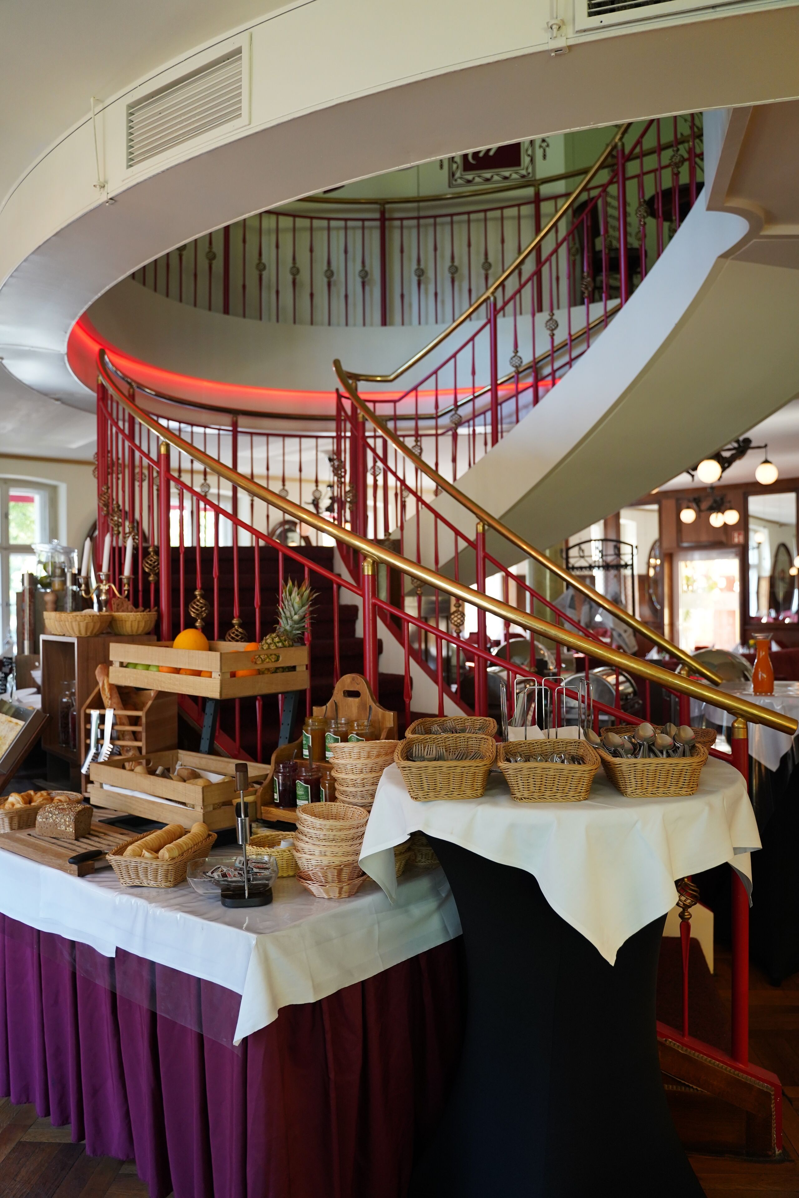 每日供應吃到飽早餐 (每人 EUR19.50)