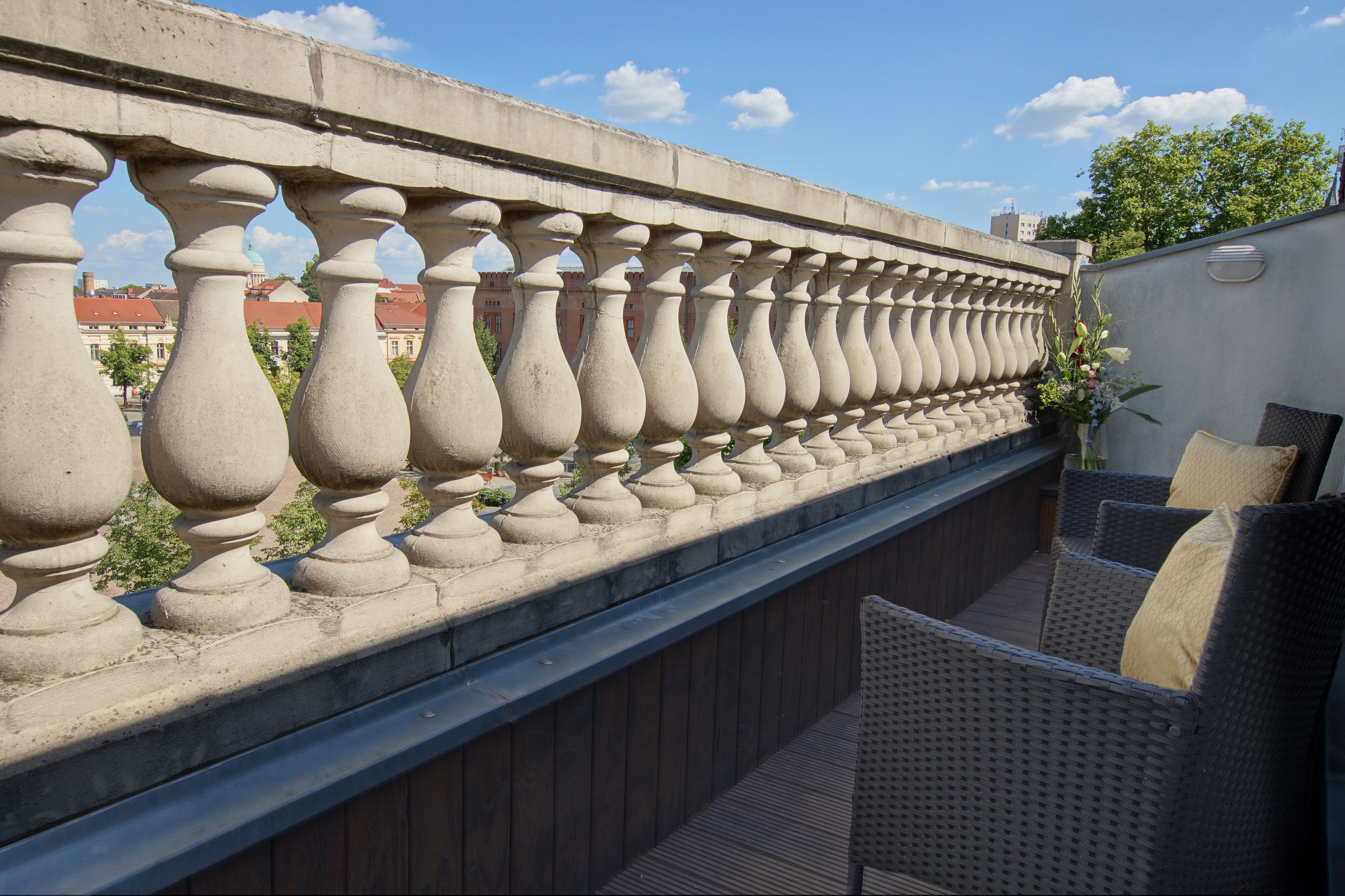 Hypo-allergenic bedding, minibar, in-room safe, desk