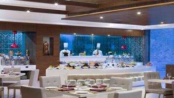Daily buffet breakfast for a fee