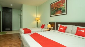 Executive Suite | Desk, WiFi (free), bed sheets - One Garden Hotel (Seremban)