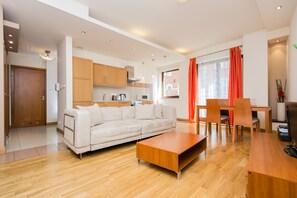 公寓, 1 間臥室 (Atlantis 1) | 客廳 | 平面電視