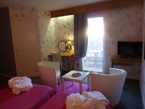 Classic Twin Room