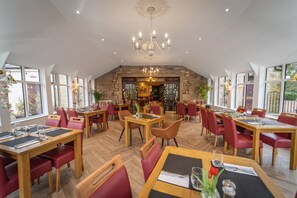 Lunch and dinner served - Bankton House Hotel (Livingston)