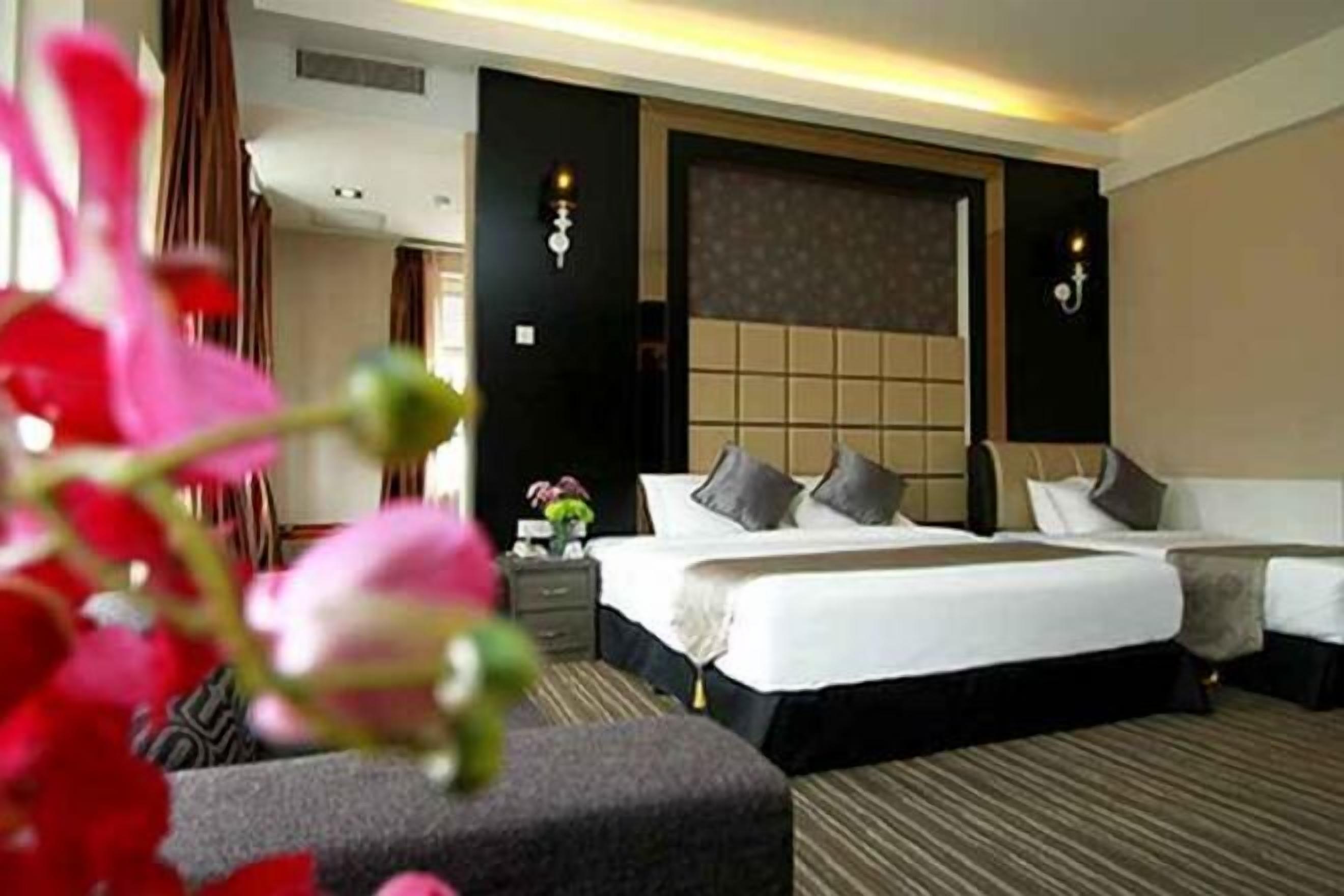 In-room safe, iron/ironing board, free WiFi