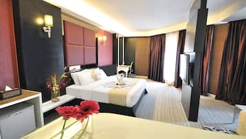 ์ค์ํธ, ์์กฐ (Celebration Double Suite) | ๊ฐ์ค ๋ด ๊ธ๊ณ , ๋ค๋ฆฌ๋ฏธ/๋ค๋ฆฌ๋ฏธํ, ๋ฌด๋ฃ WiFi