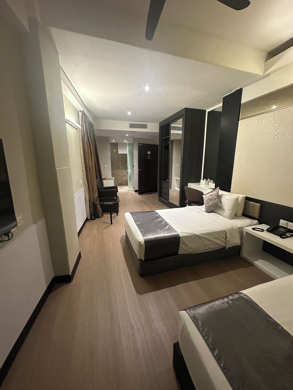 In-room safe, iron/ironing board, free WiFi