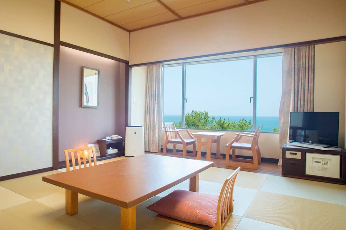 Standard Room, Multiple Beds, Park View | In-room safe, desk, laptop workspace, blackout curtains