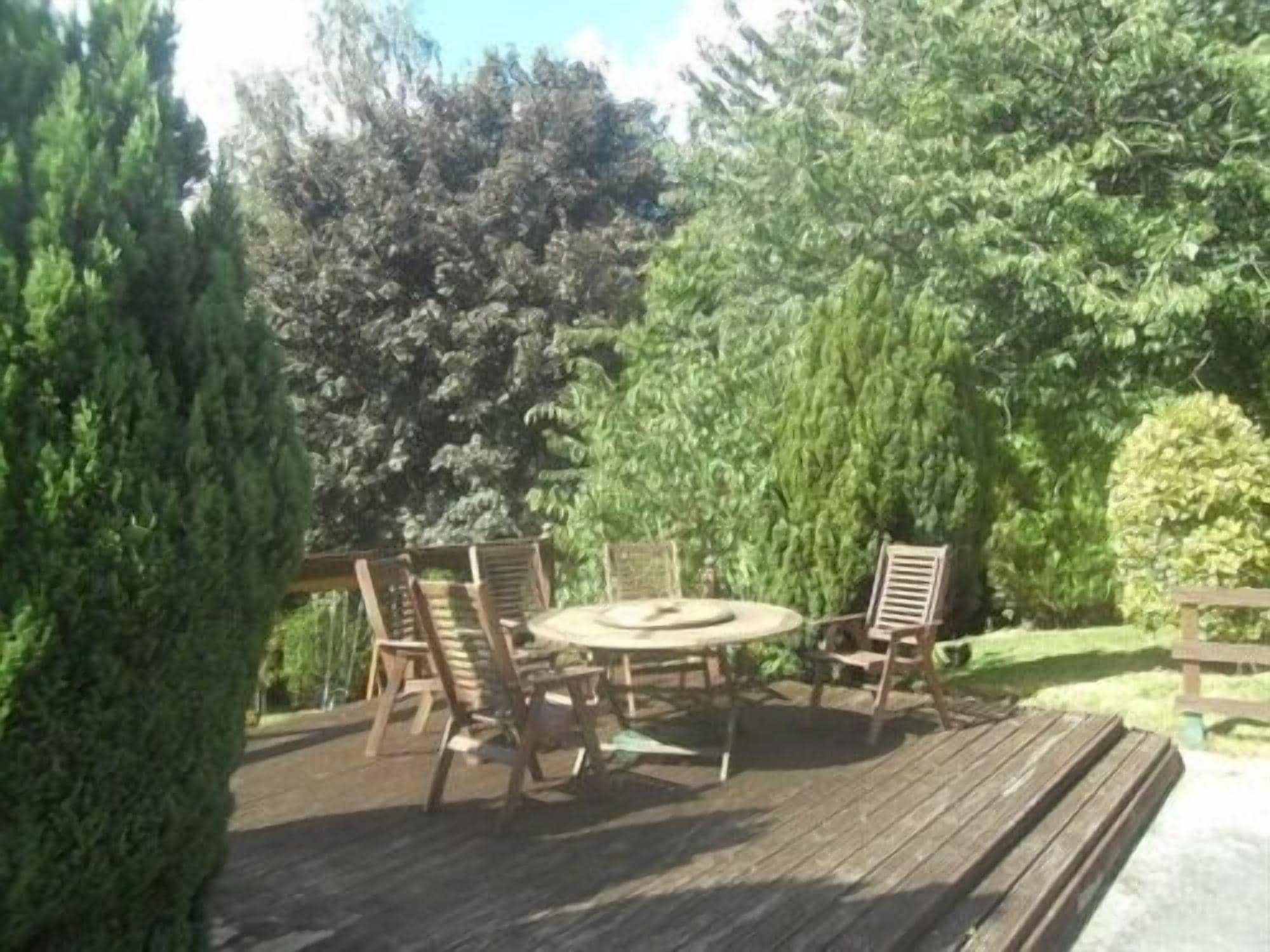 Photo - Launard House