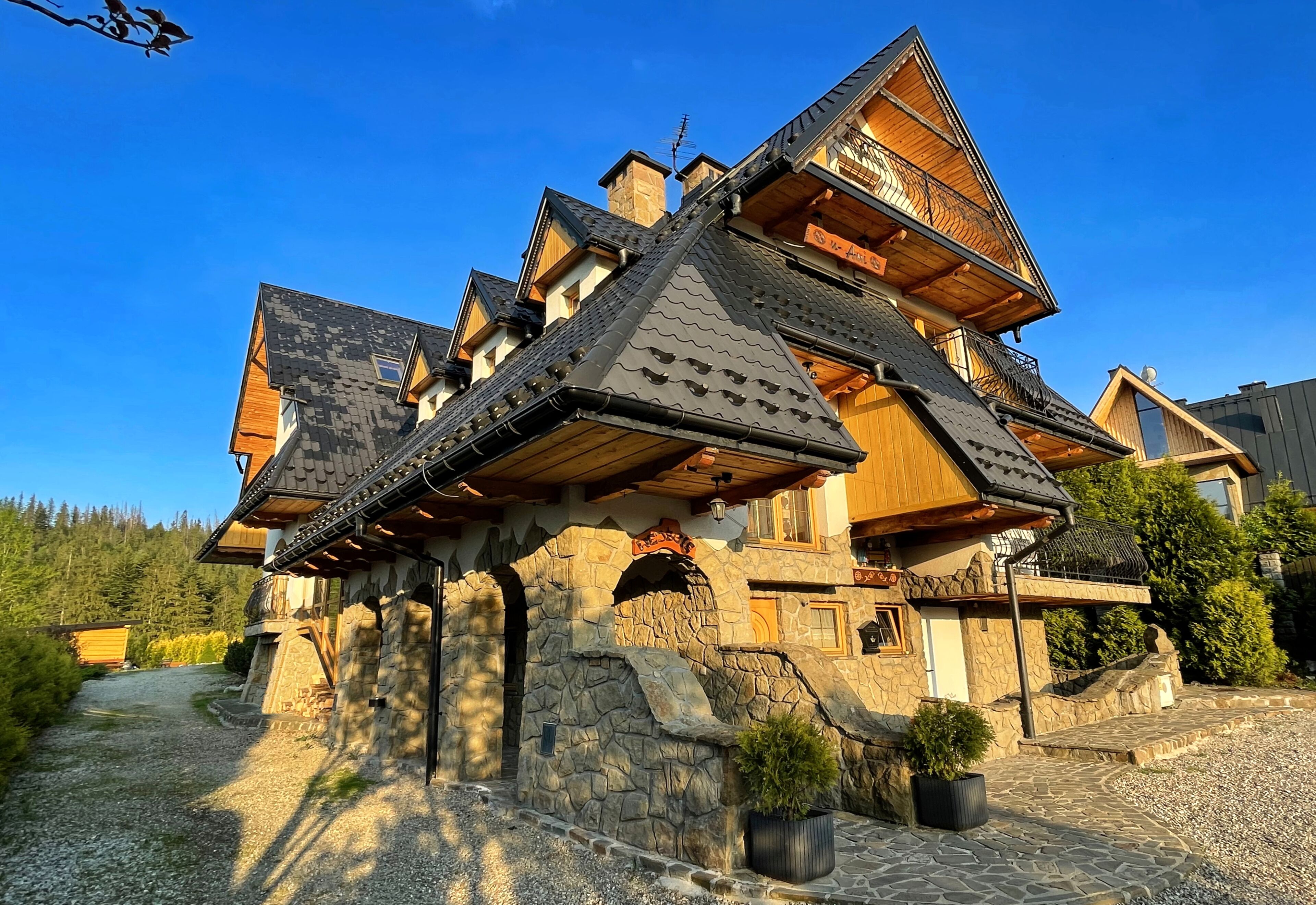 숙박 시설 정면