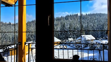 Deluxe Double Room, 1 Double Bed, Garden View, Garden Area | Egyptian cotton sheets, premium bedding, in-room safe