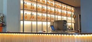 酒吧（店内）