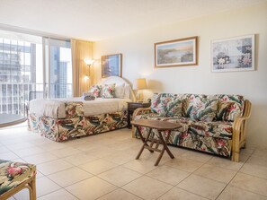Premium bedding, individually decorated, individually furnished, desk - Tropical Studios at Marine Surf Waikiki (Honolulu)