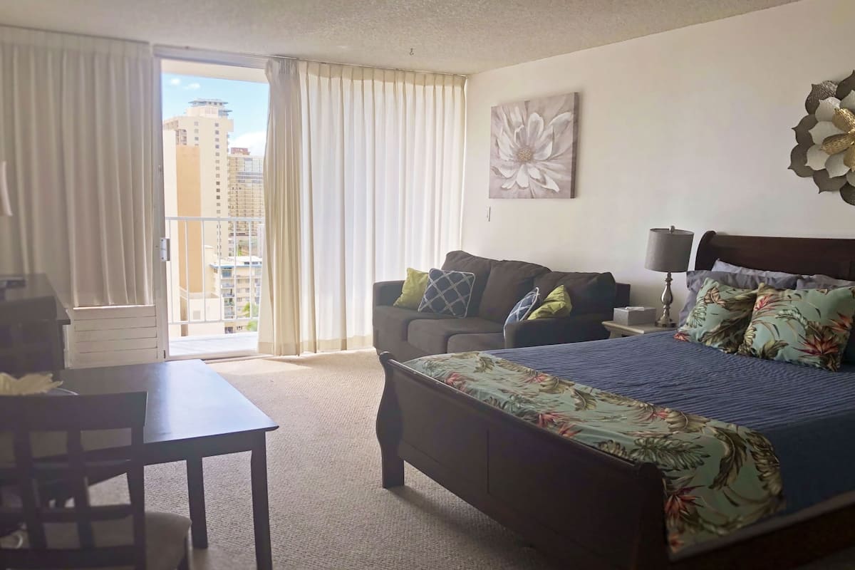 Standard-Studio, 1 Queen-Bett und Schlafsofa, Küche (F18A04)