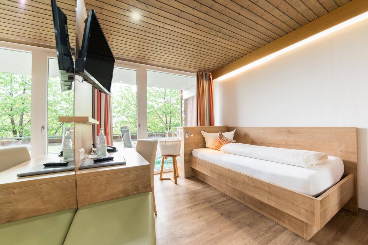 Comfort Single Room