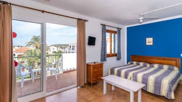Estudi, balcó | 1 dormitori, caixa forta a l'habitació i bressols gratuïts