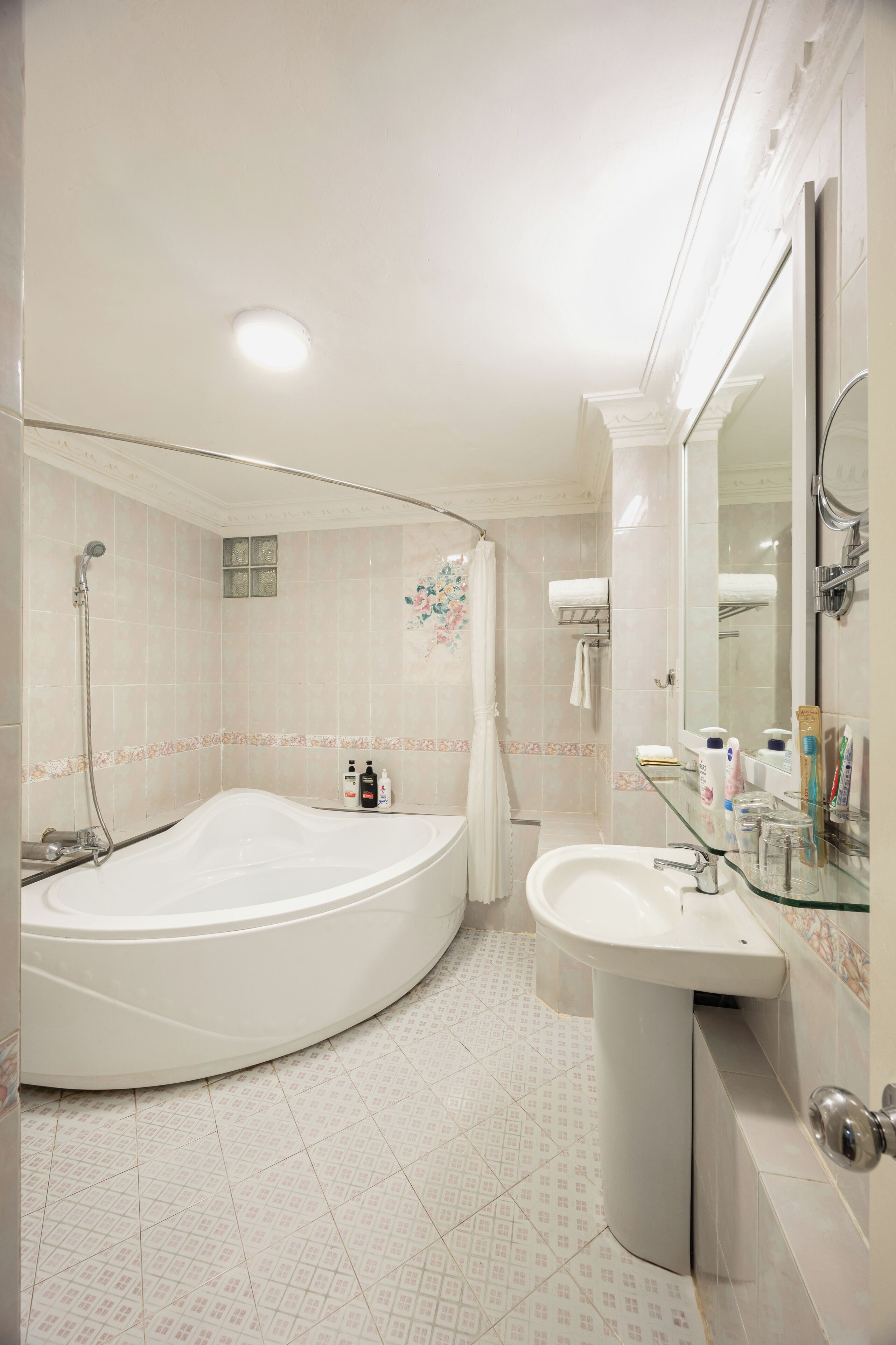 Photo - A25 Hotel - 35 Mạc Thị Bưởi