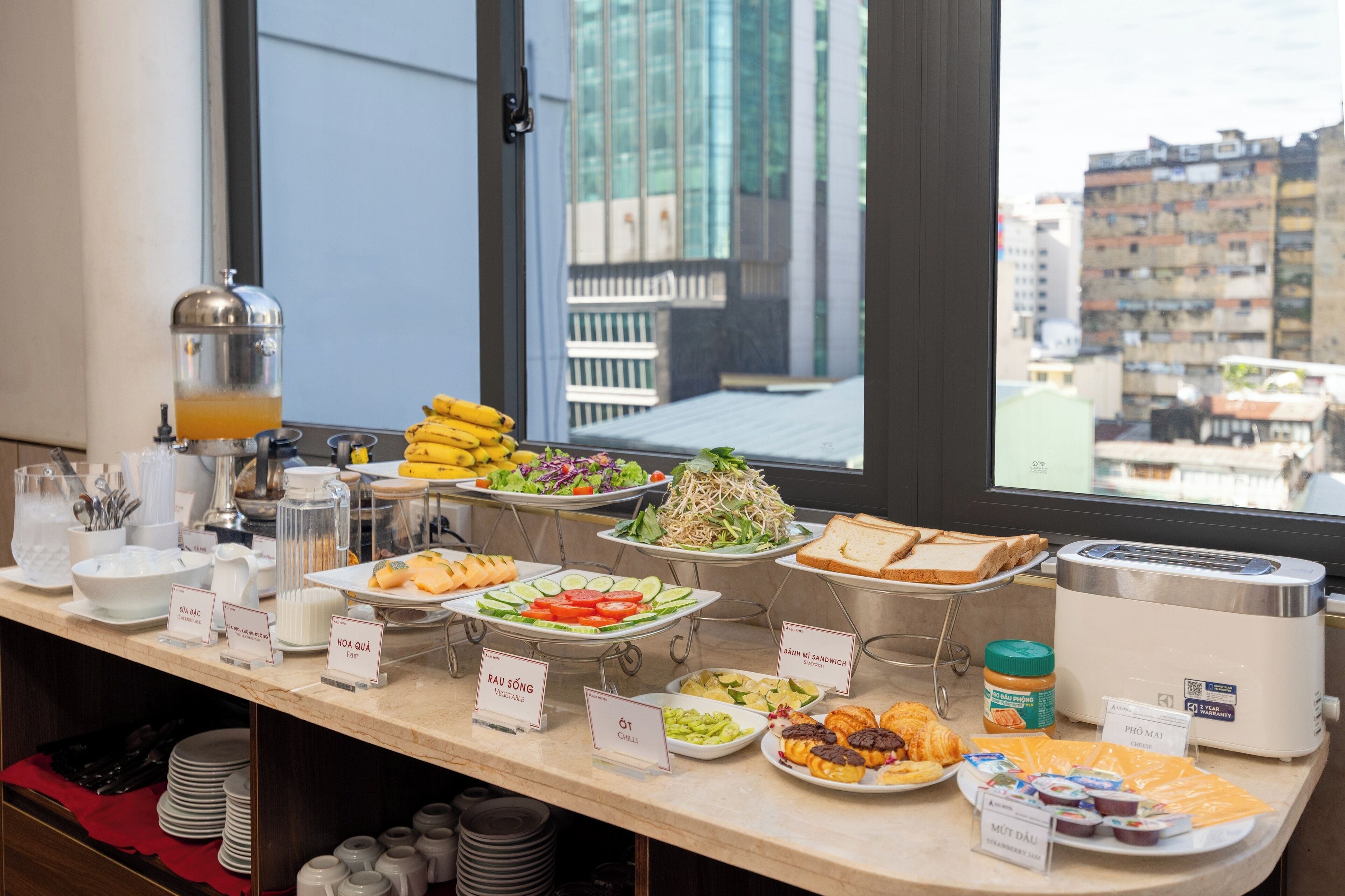 Sudah termasuk sarapan lengkap setiap hari