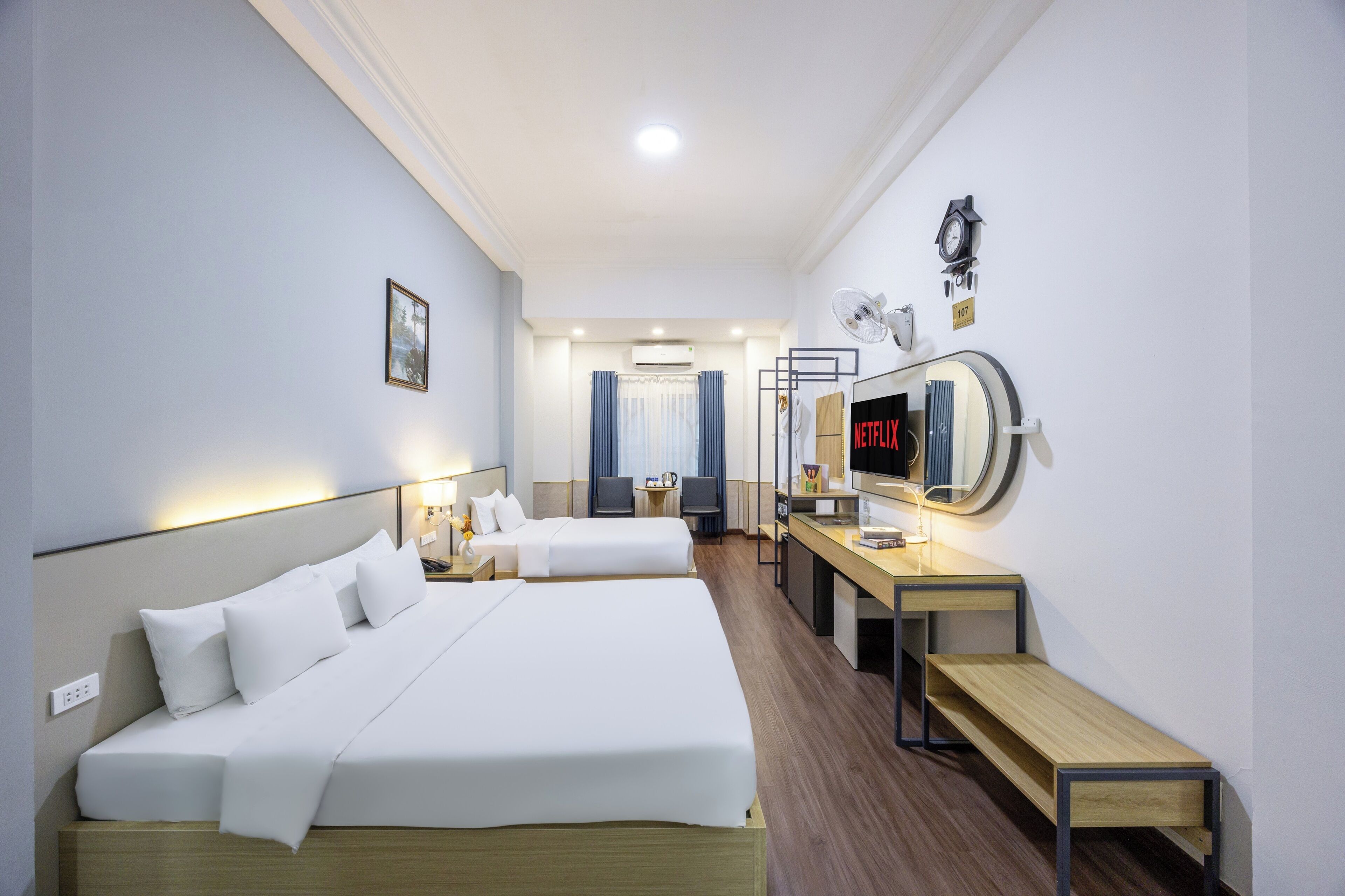 Executive Triple Room, Air conditioning, City View