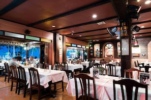 International cuisine, beach views