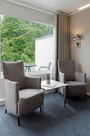 Literie de qualité supérieure, couette en duvet d'oie, bureau