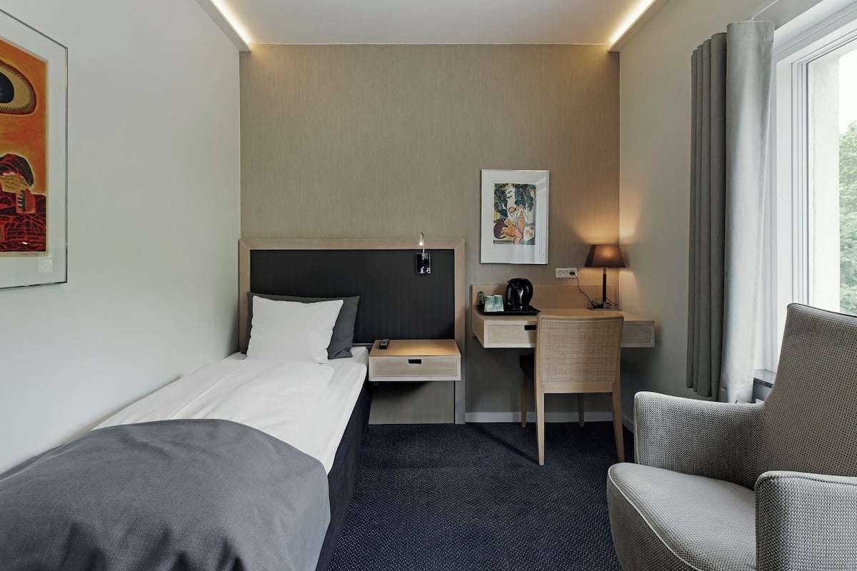 Standard Single Room | Premium bedding, down comforters, desk, free WiFi