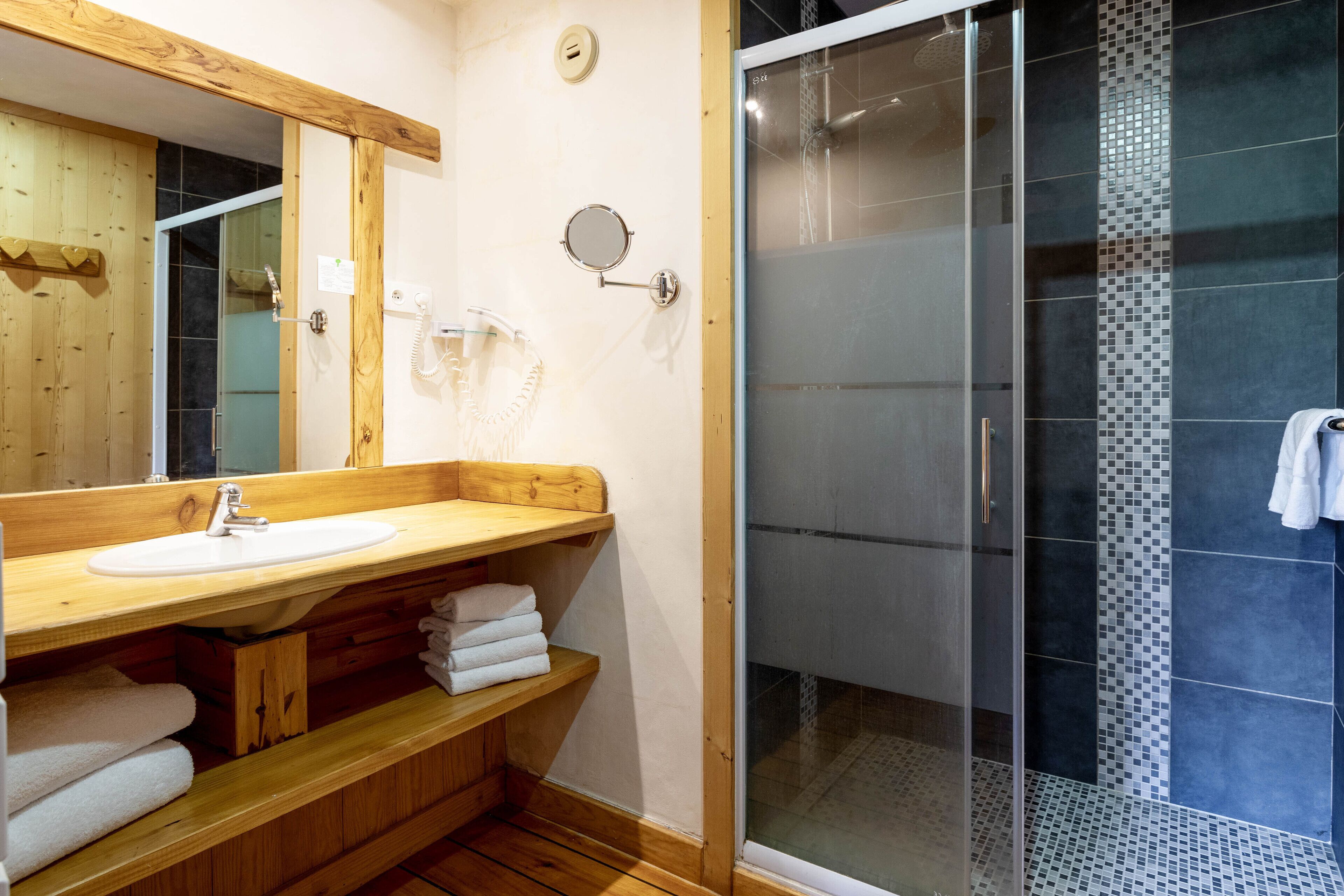 apartment | bathroom shower