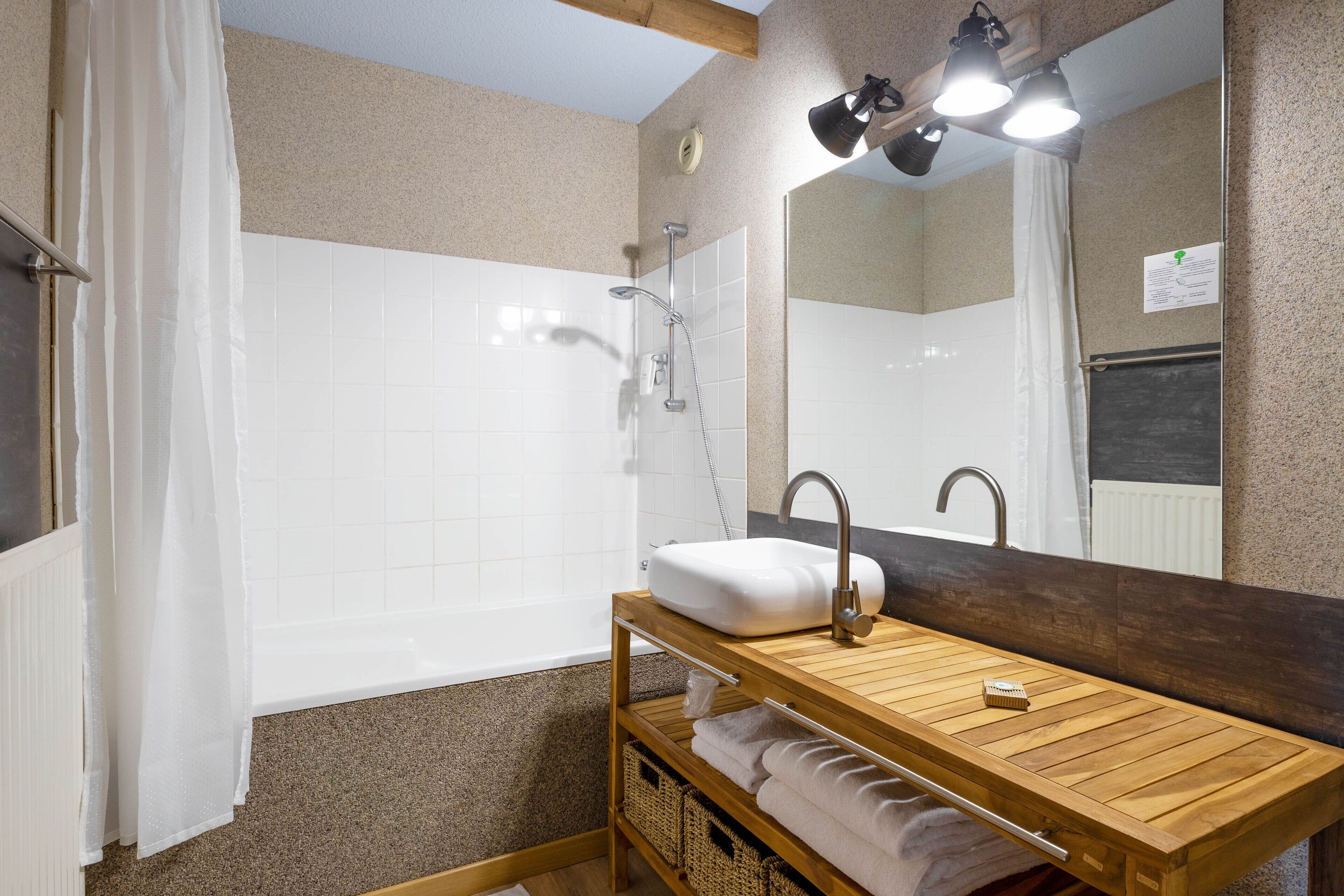 studio (double) | bathroom | hair dryer, towels