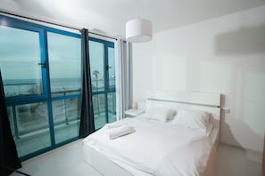 Room, 2 Bedrooms (Prime) | In-room safe, desk, iron/ironing board, free cribs/infant beds