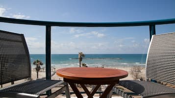 Pemandangan dari hartanah