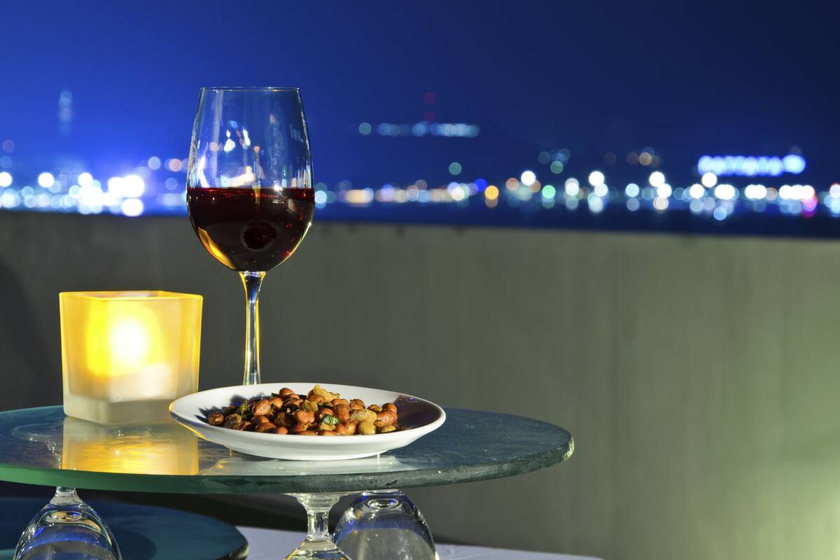 Premium-Apartment, 1 Schlafzimmer (Ha’Yarkon 39 St.) | Balkon