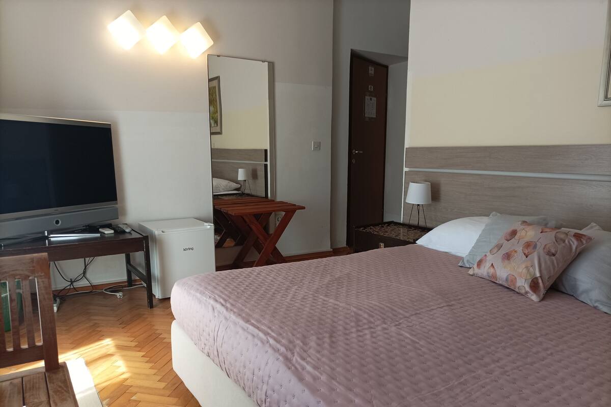 Double or Twin Room | Iron/ironing board (on request), WiFi (free), bed sheets
