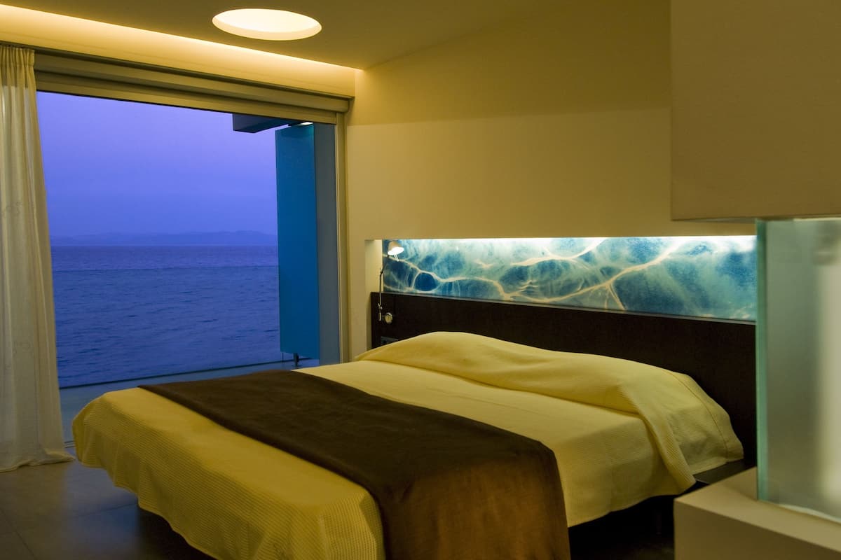 minibar, in-room safe, desk, soundproofing