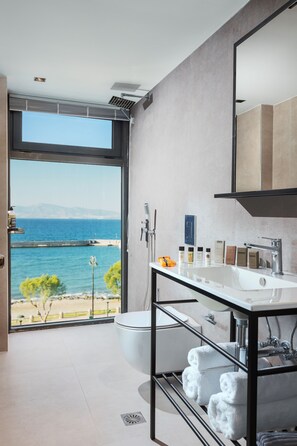 Suite supérieure, vue sur la mer | Vue de la chambre