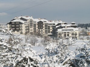 Front of property - All Seasons Club (Bansko)