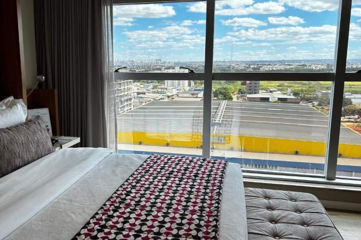 Suite Master | Minibar, värdeförvaringsskåp på rummet, skrivbord och gratis wi-fi