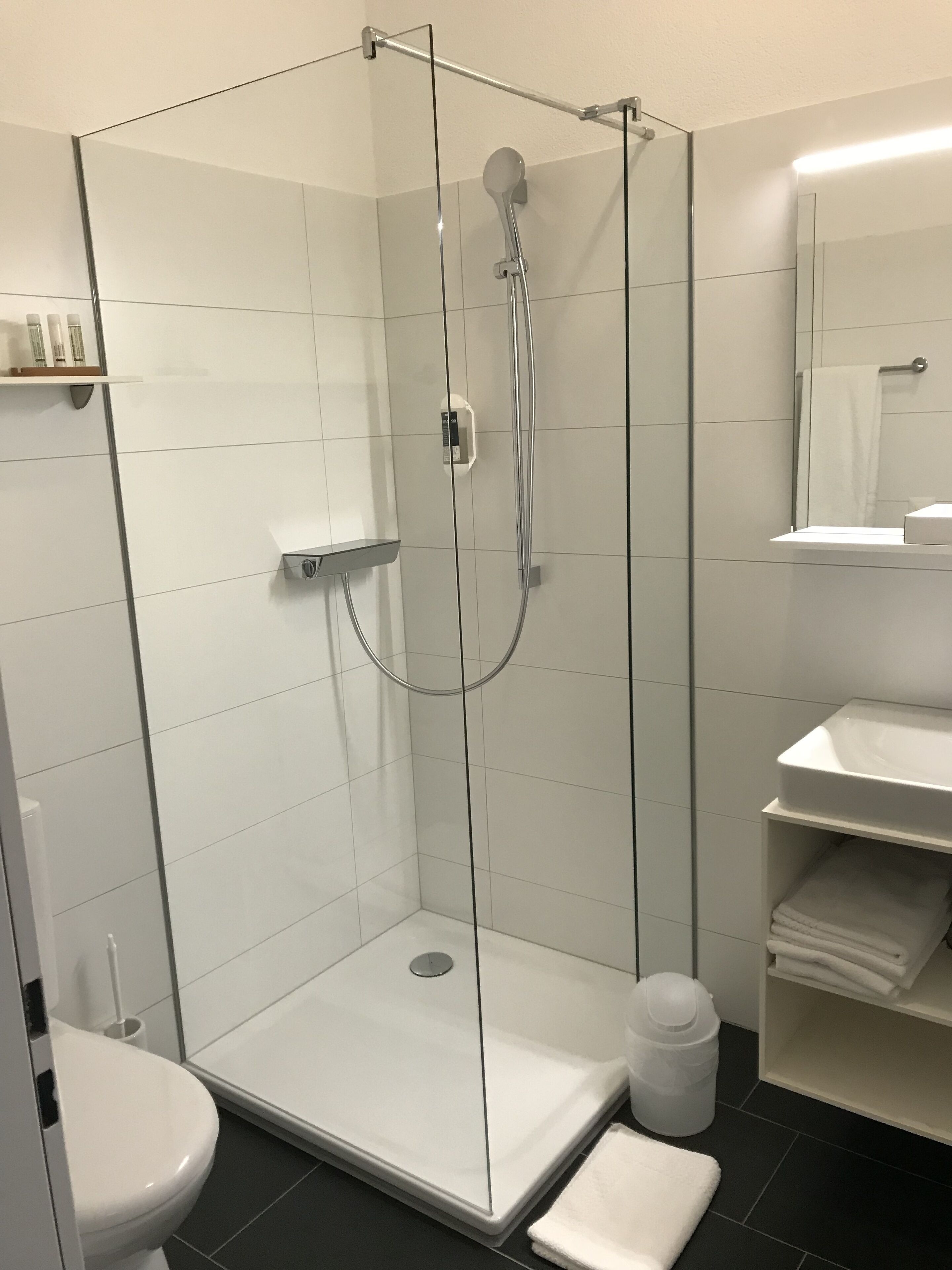 studio | in-room safe, desk, blackout curtains, free wifi