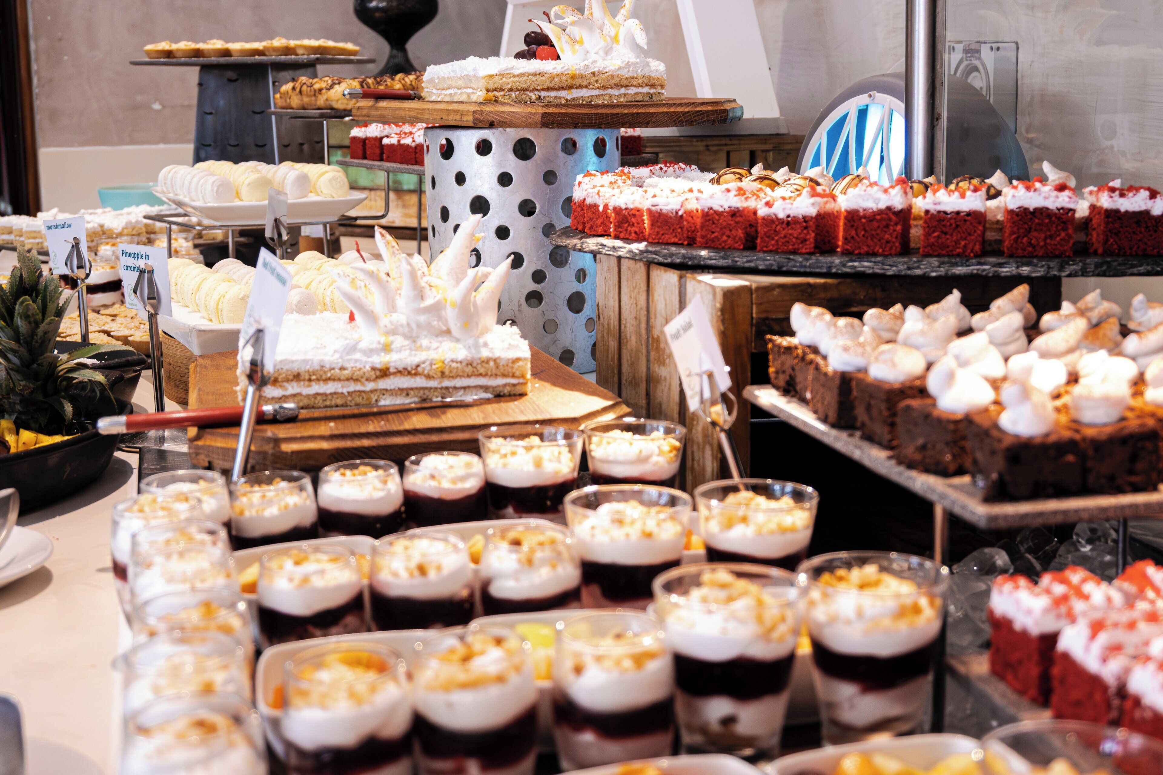 breakfast, lunch, dinner served; international cuisine, pool views